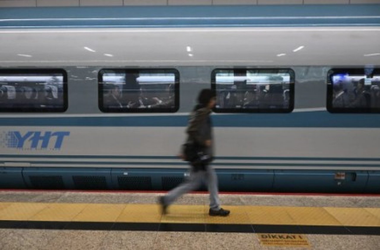 Ankara-Sivas Hızlı Treni ilk seferi için yola çıktı