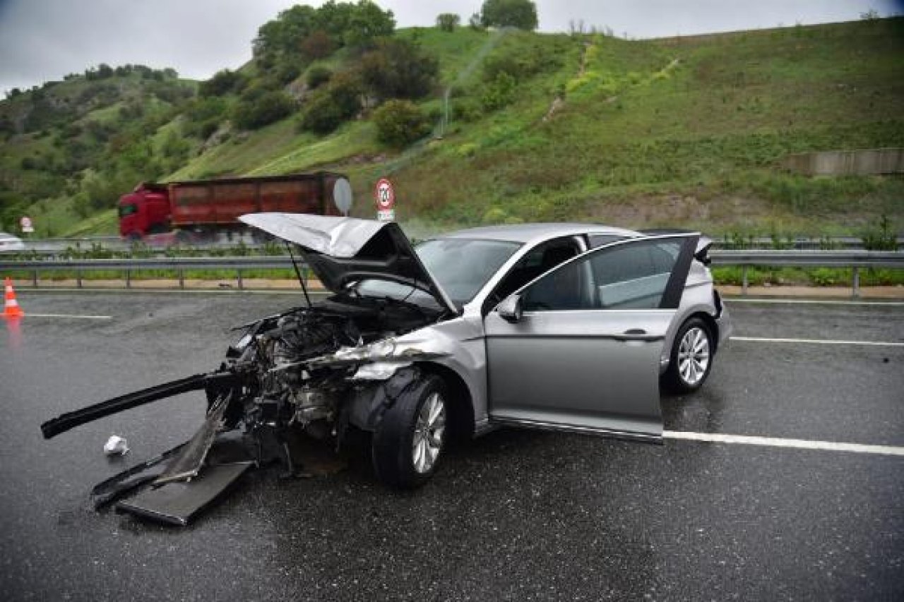 AK Parti milletvekili trafik kazası geçirdi