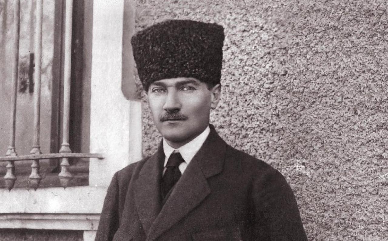 "İzindeyiz Atam Atatürk Sergisi" ziyaretçilerle buluşuyor