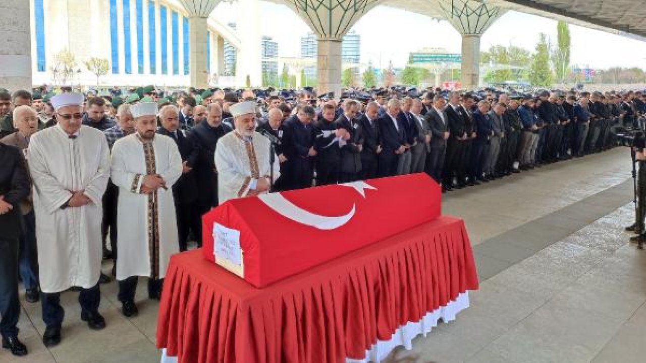 Şehit Polis Özgür Barçın, son yolculuğuna uğurlandı