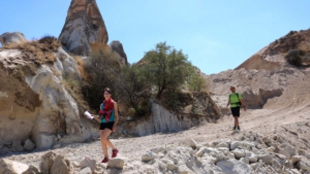 Kapadokya'da Tartışmalı Yol Üzerindeki Tuvalet Yıkıldı