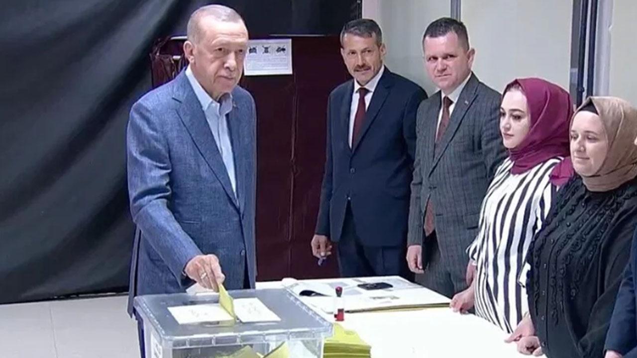 Cumhurbaşkanı Erdoğan gençlere seslendi: Her birinize teşekkür ediyorum