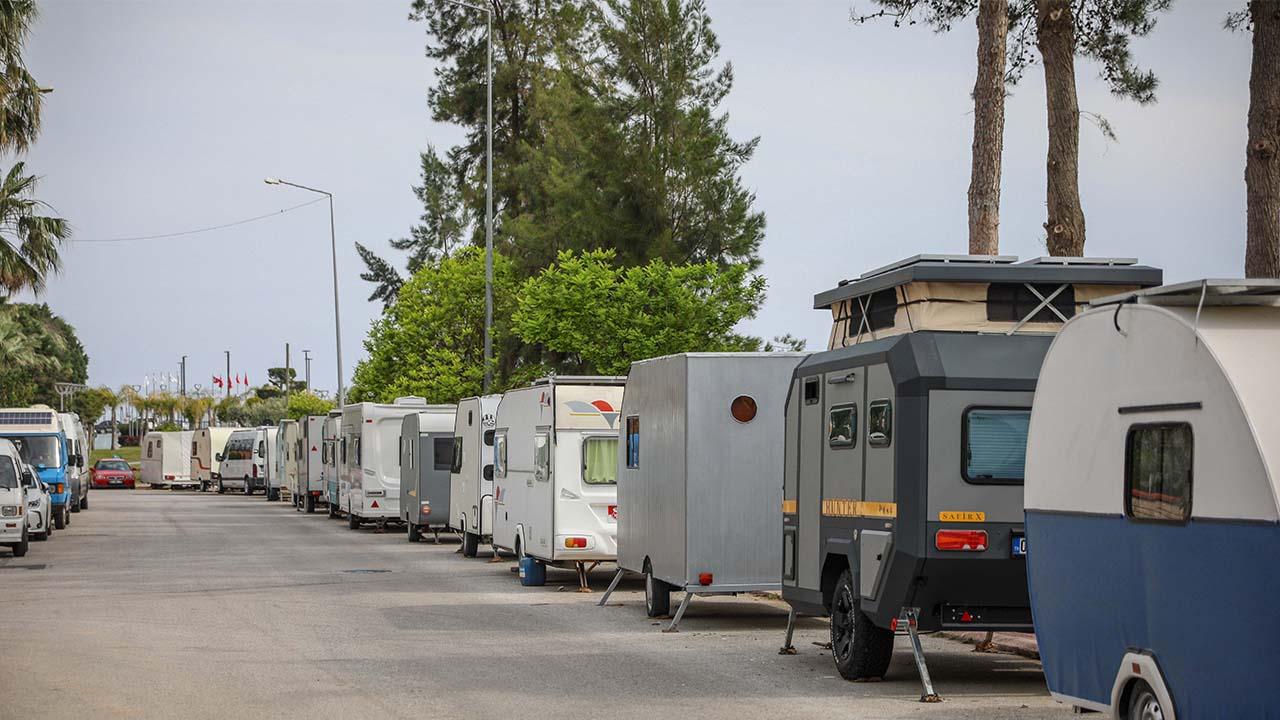 Antalya'da karavanlara park yasağı geliyor