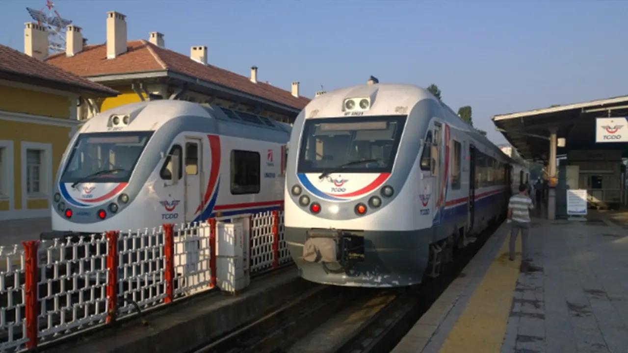 Adana-Mersin tren seferleri yeniden başladı