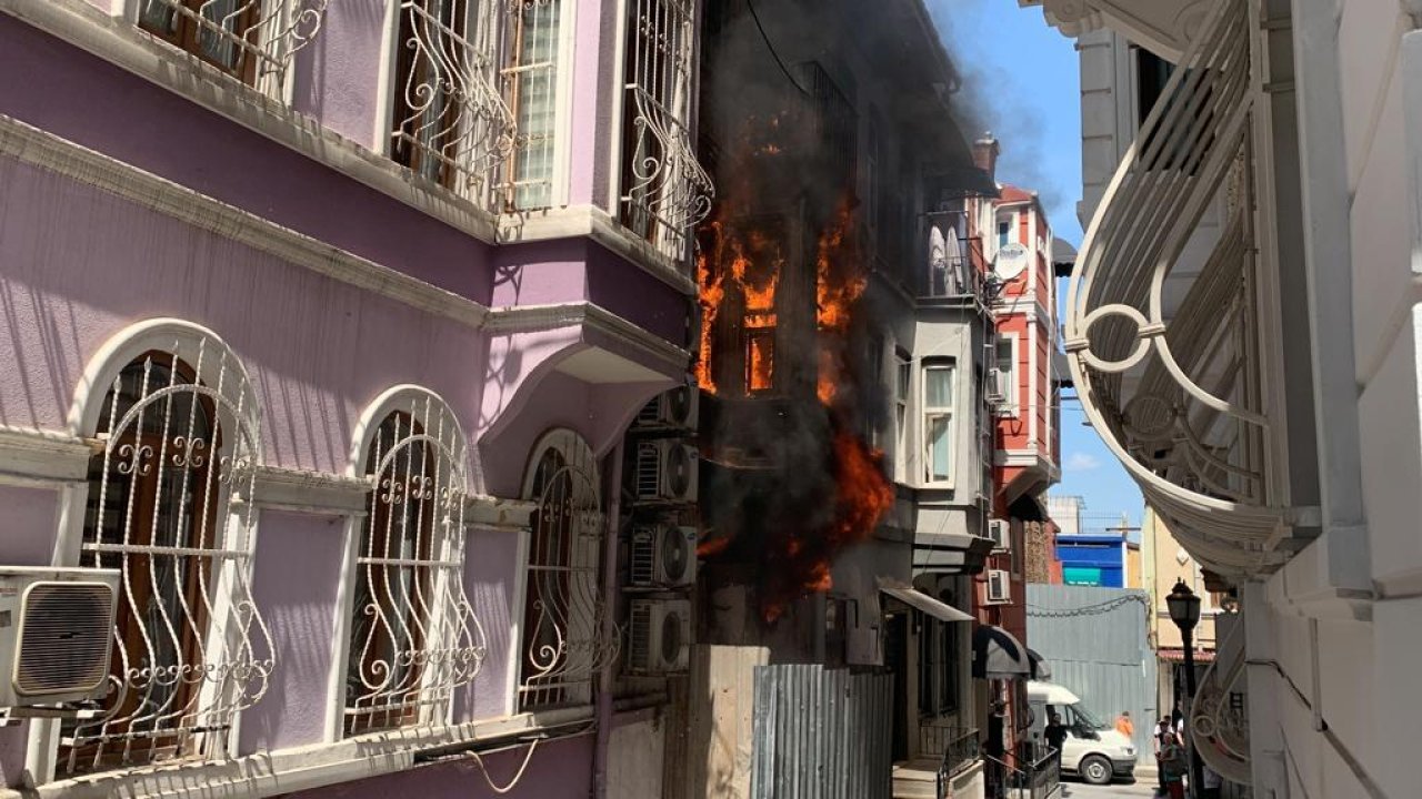 İstanbul'da yangın paniği