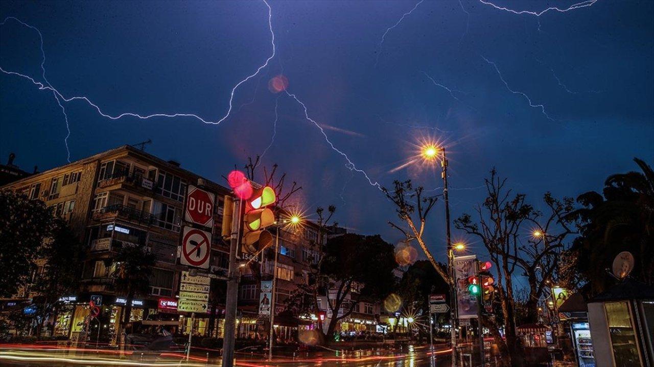 Bu kez İstanbul'a geliyor! Meteoroloji uyardı: Yarın öğleden sonra...