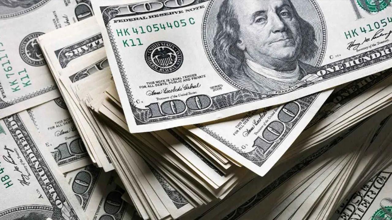 Dolar aldı başını gidiyor: 23’ü aştı