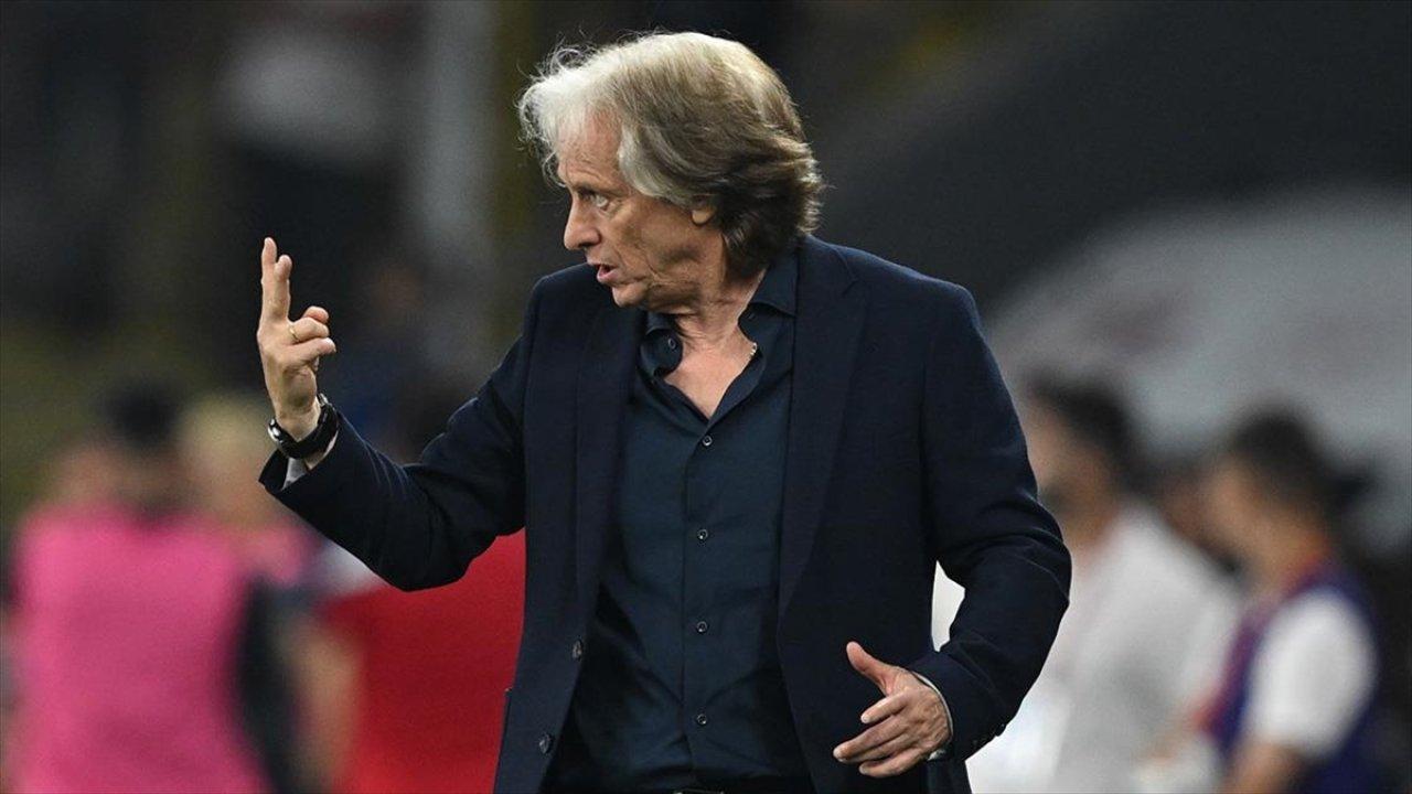 Jorge Jesus o futbolcuyu istiyor