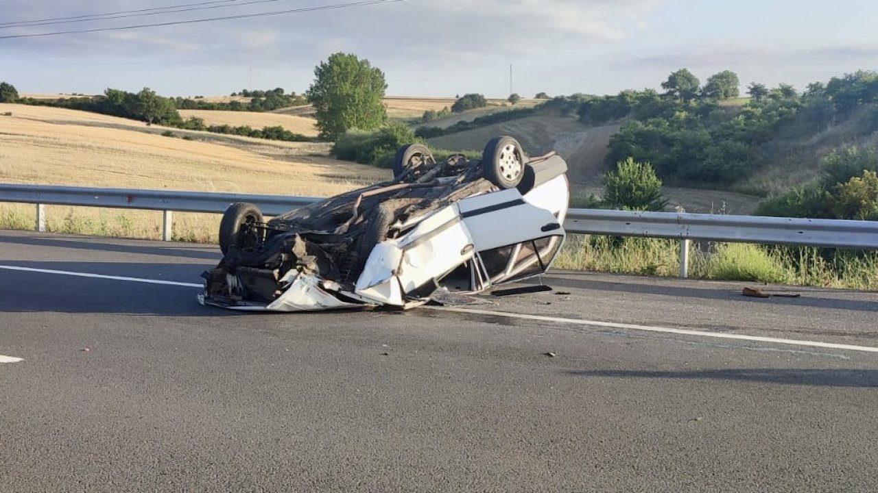 Edirne’de otomobil takla attı 3 kişi yaralandı