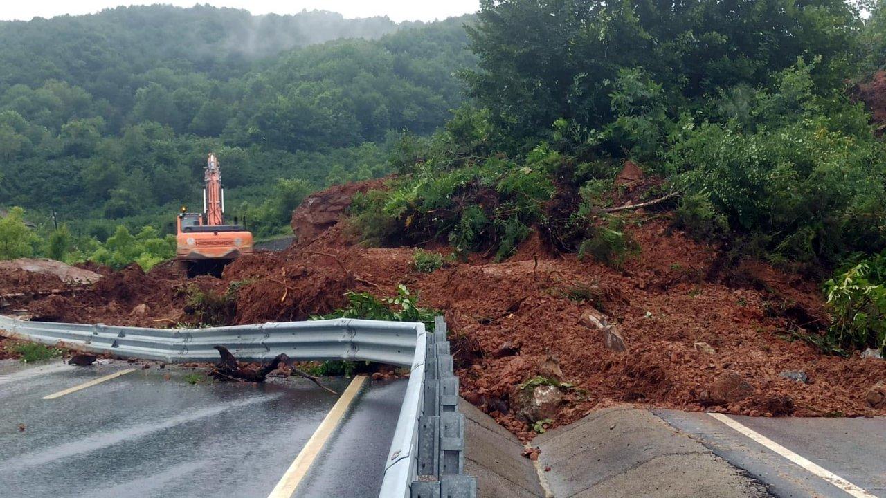 Zonguldak-İstanbul yolu ulaşıma kapandı