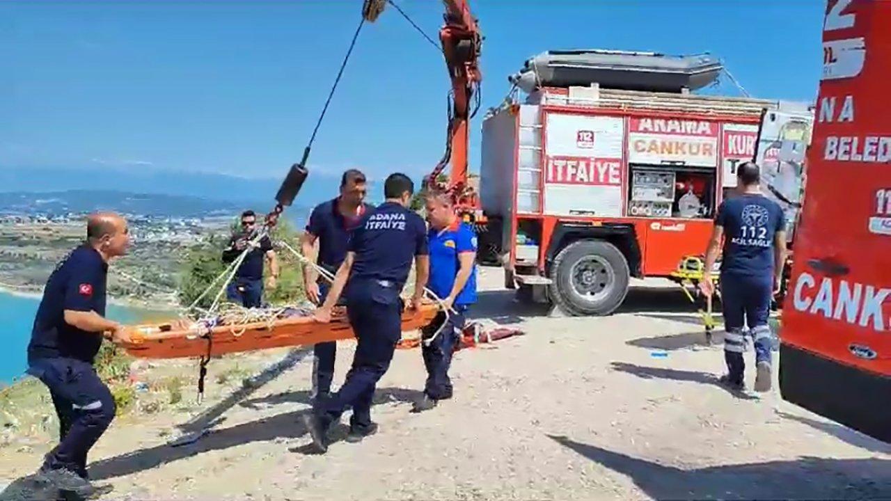 Uçurumda mahsur kalan paraşütçüyü itfaiye kurtardı