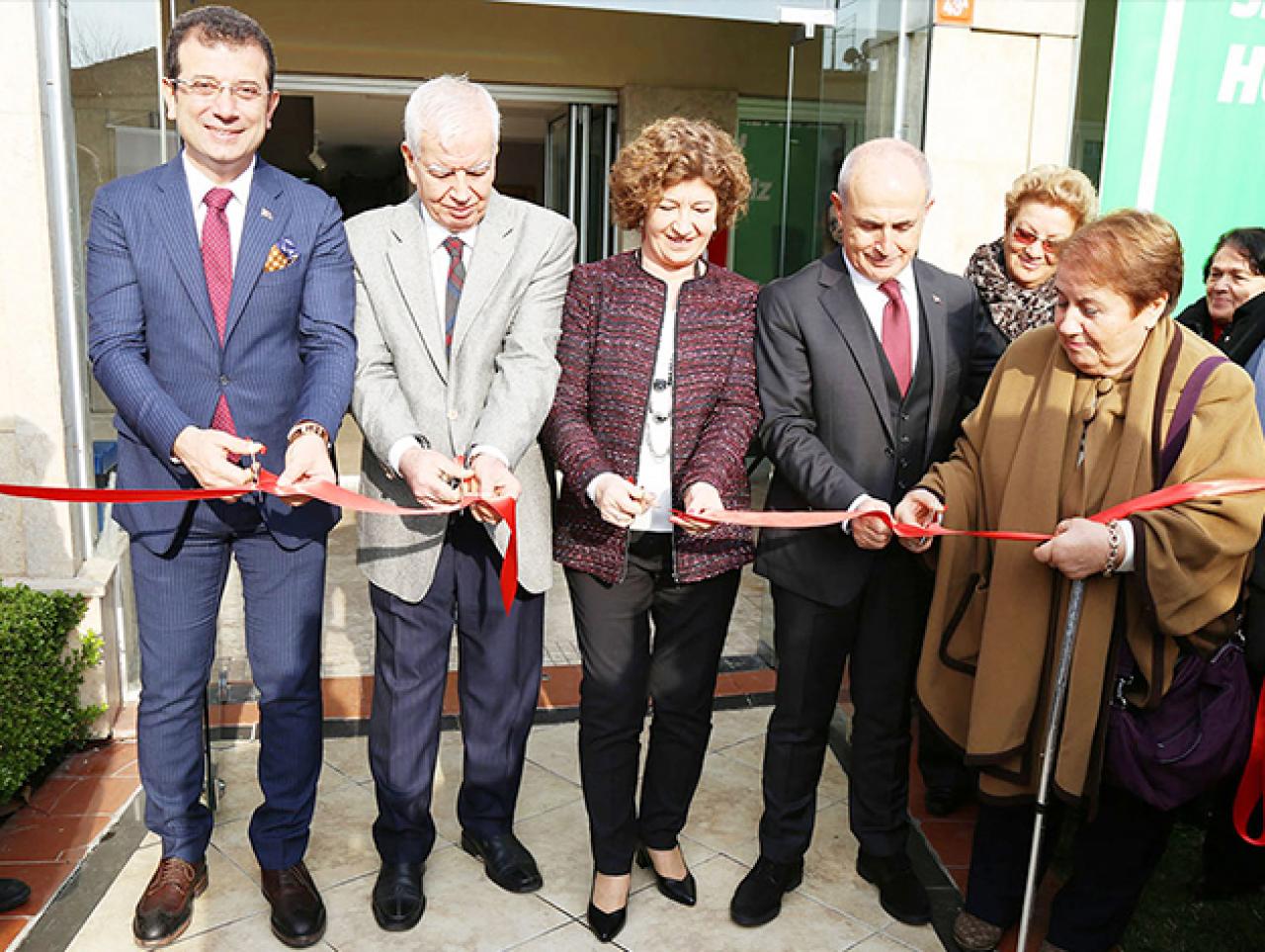 Sergiyi başkanlar açtı