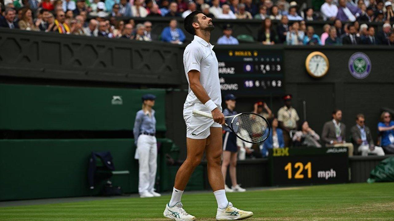 Finalde yaptığı o hareket Djokovic'e pahalıya patladı!