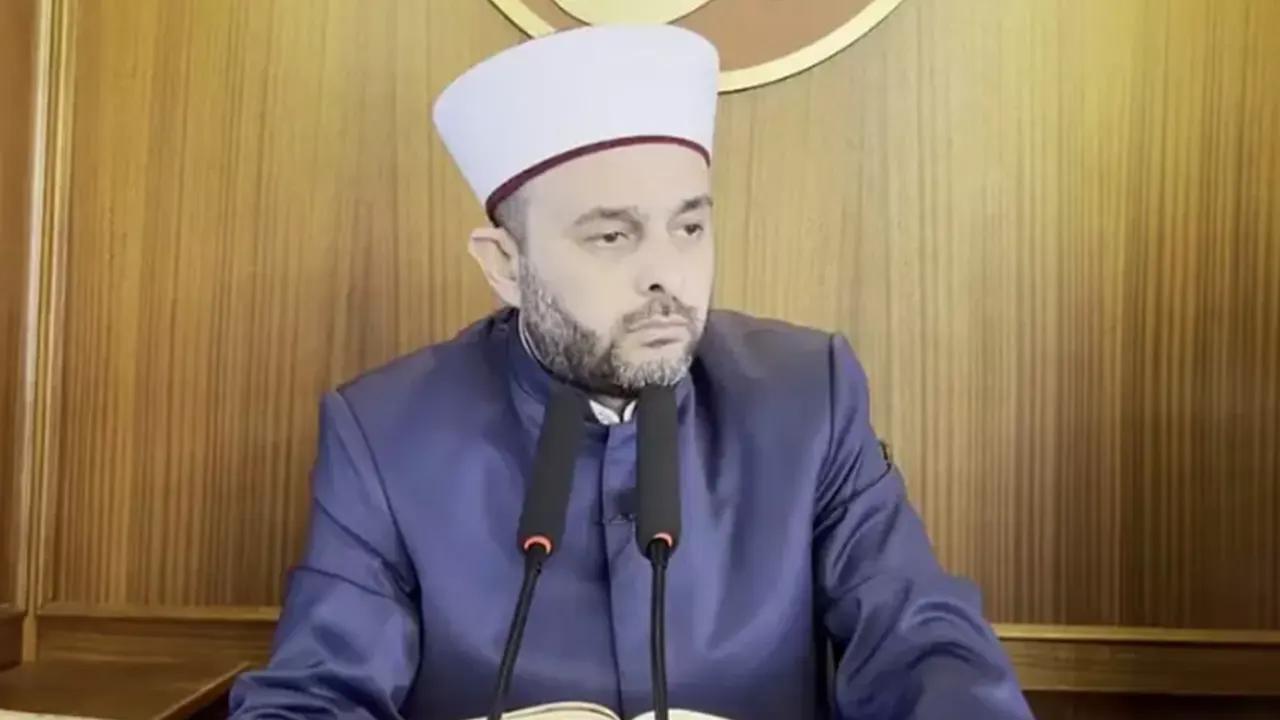 Halil Konakçı Arapça tabelaları kaldıran belediyeleri 'İslam düşmanı' ilan etti