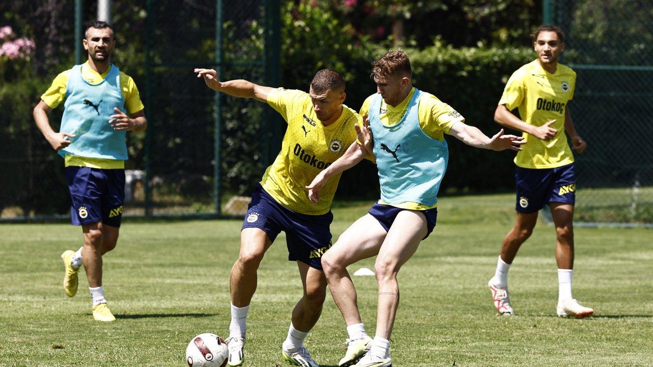 Fenerbahçe'de iki oyuncu antrenmana katılmadı