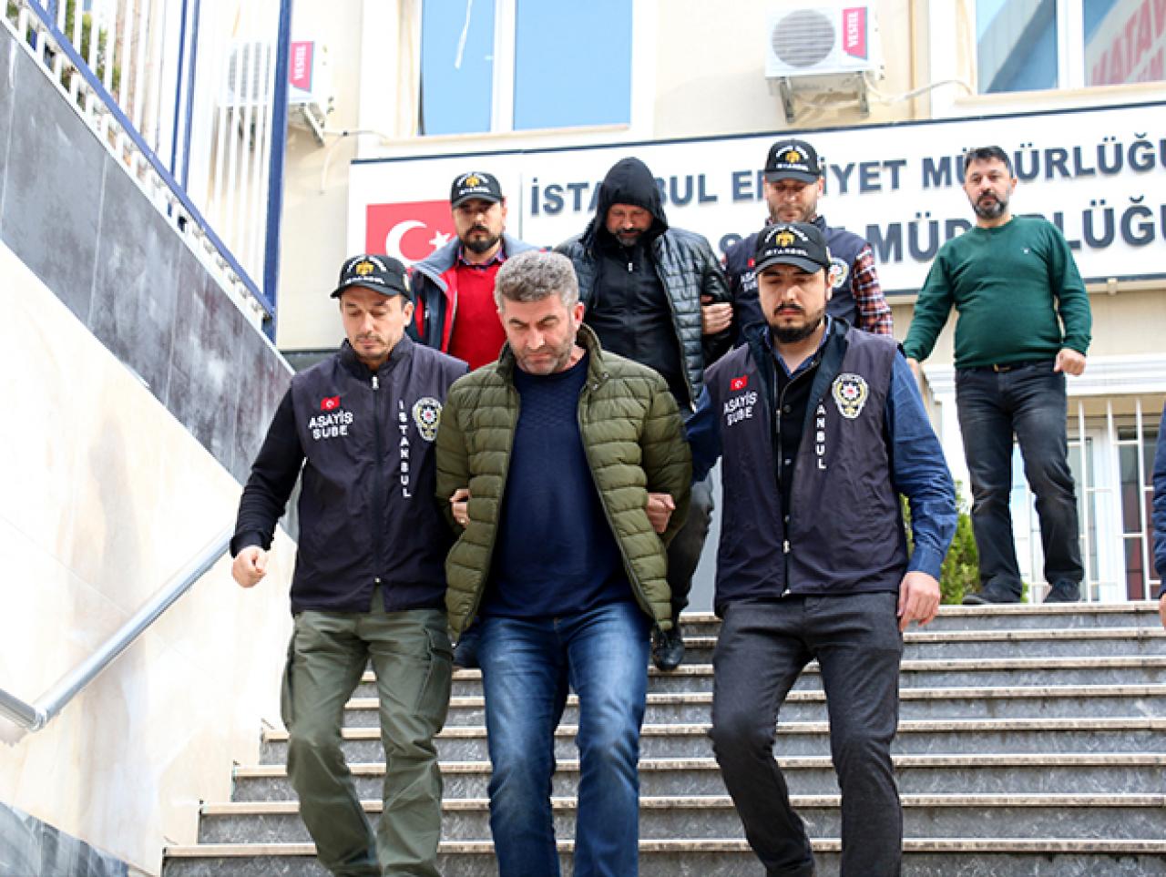 Rüşvet operasyonunda tanıdık polis!