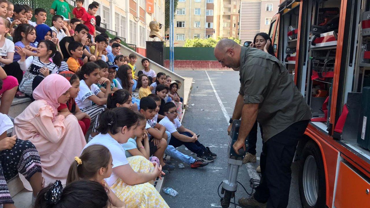 ZAK 1.200 öğrenciye Afet Bilinçlendirme Eğitimi verdi