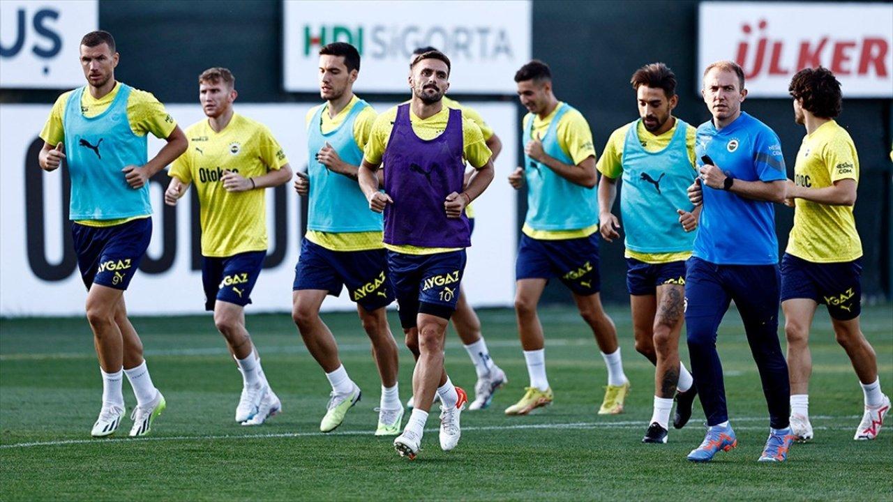 Fenerbahçe, Maribor maçı öncesi kadroda değişikliğe gitti