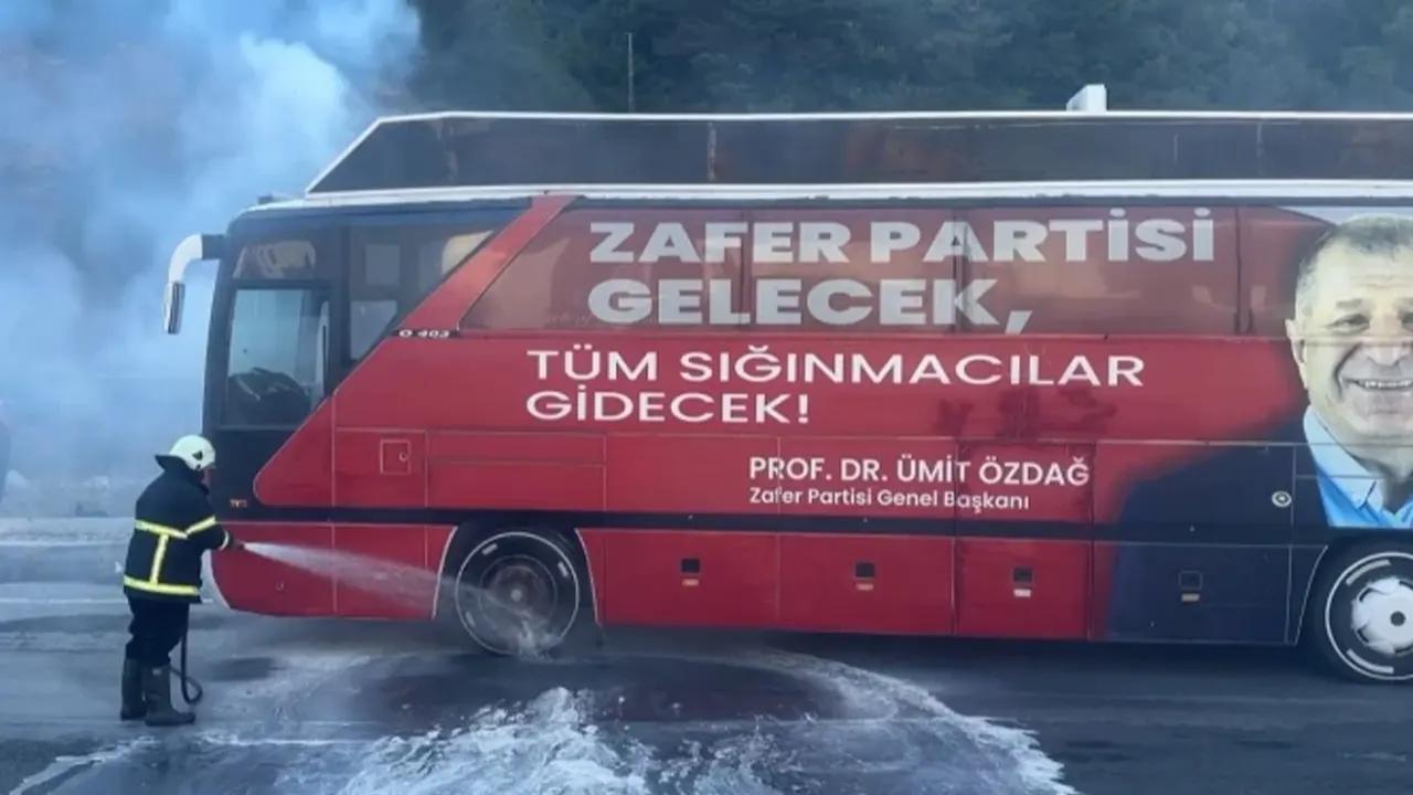 Ümit Özdağ'ın otobüsünde yangın çıktı