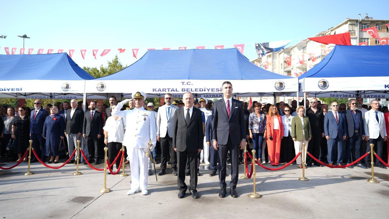 Kartal’da Zafer Bayramı Kutlamaları, Ata’ya Çelenk Sunumuyla Başladı