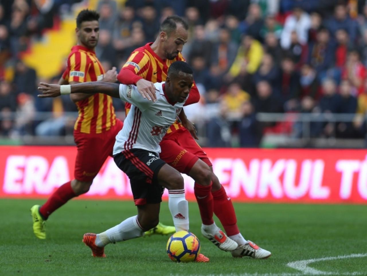 Robinho Medipol Başakşehir'de