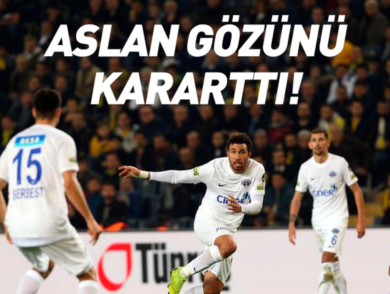 Galatasaray Trezeguet için gemileri yaktı