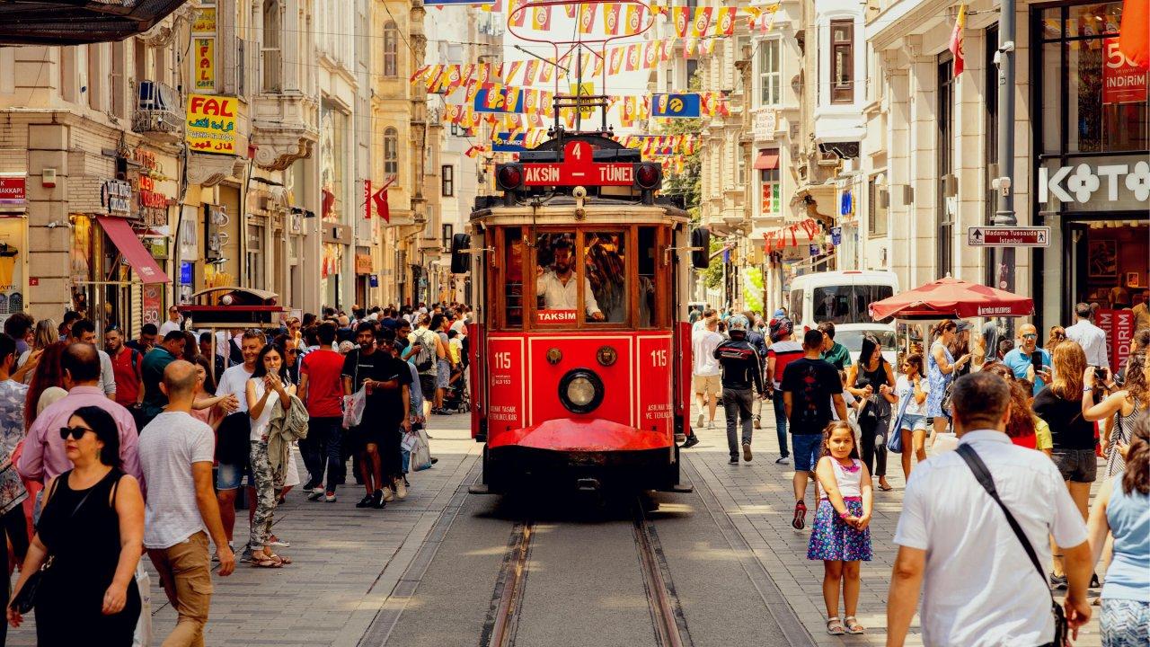 Taksim nerede, nüfusu kaç, neyi ile meşhur?