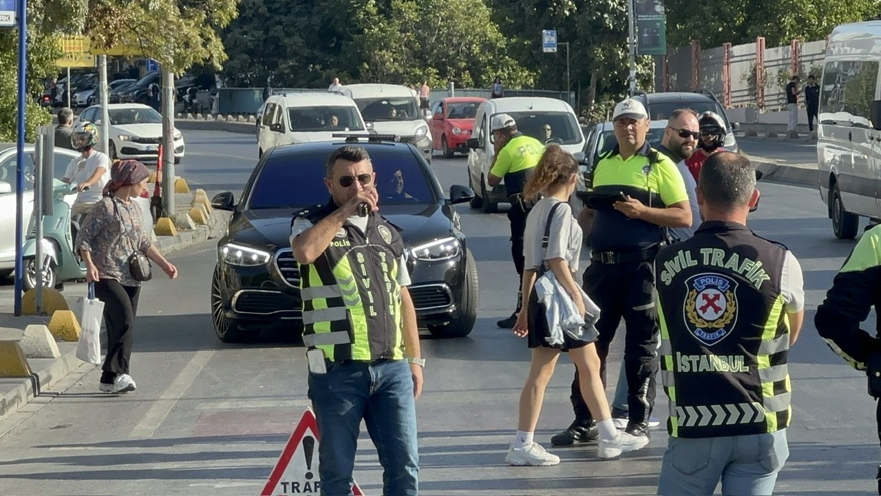 Motosiklet sürücülerine denetim: Kural ihlali yapanlara ceza