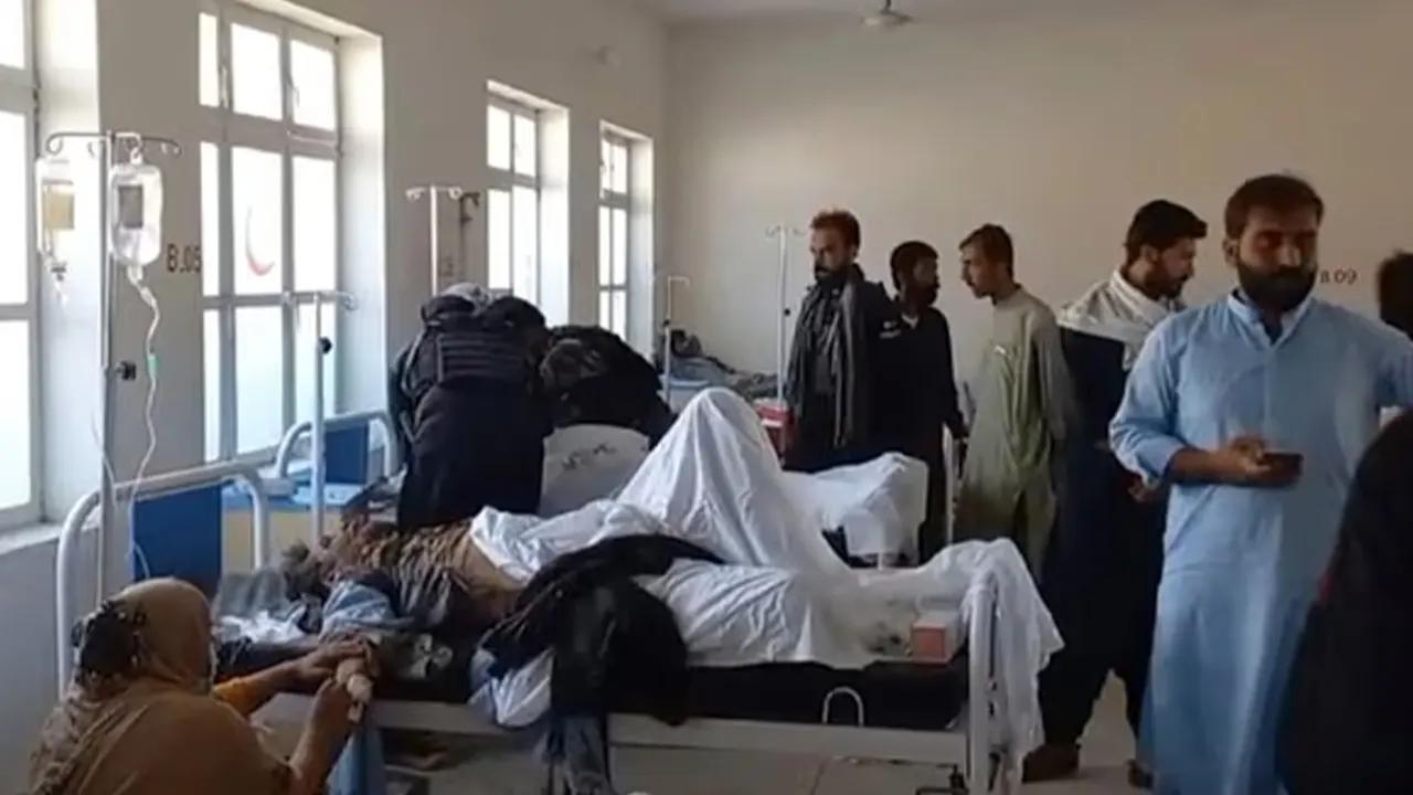 Pakistan’da bombalı saldırı: En az 50 kişi hayatını kaybetti