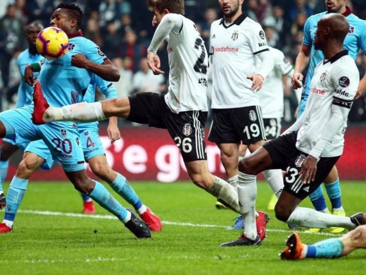 Beşiktaş devreyi açıyor