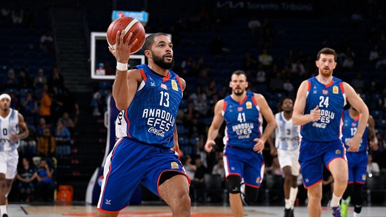 Anadolu Efes, Real Madrid'i konuk ediyor