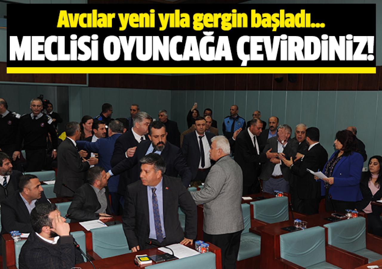 Meclisi oyuncağa çevirdiniz!