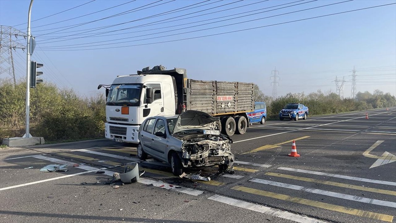 Sis zincirleme trafik kazasına yol açtı