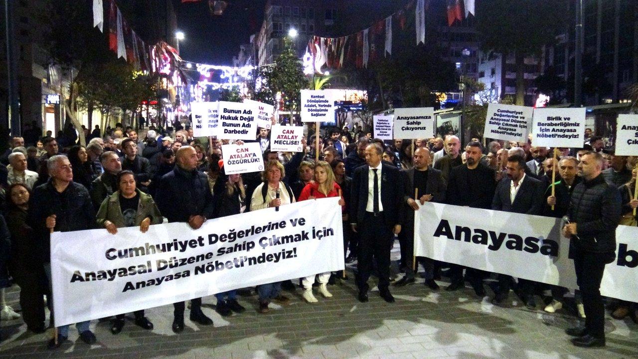 Avcılar Meydanı'nda 1 haftalık 'Anayasa nöbeti'