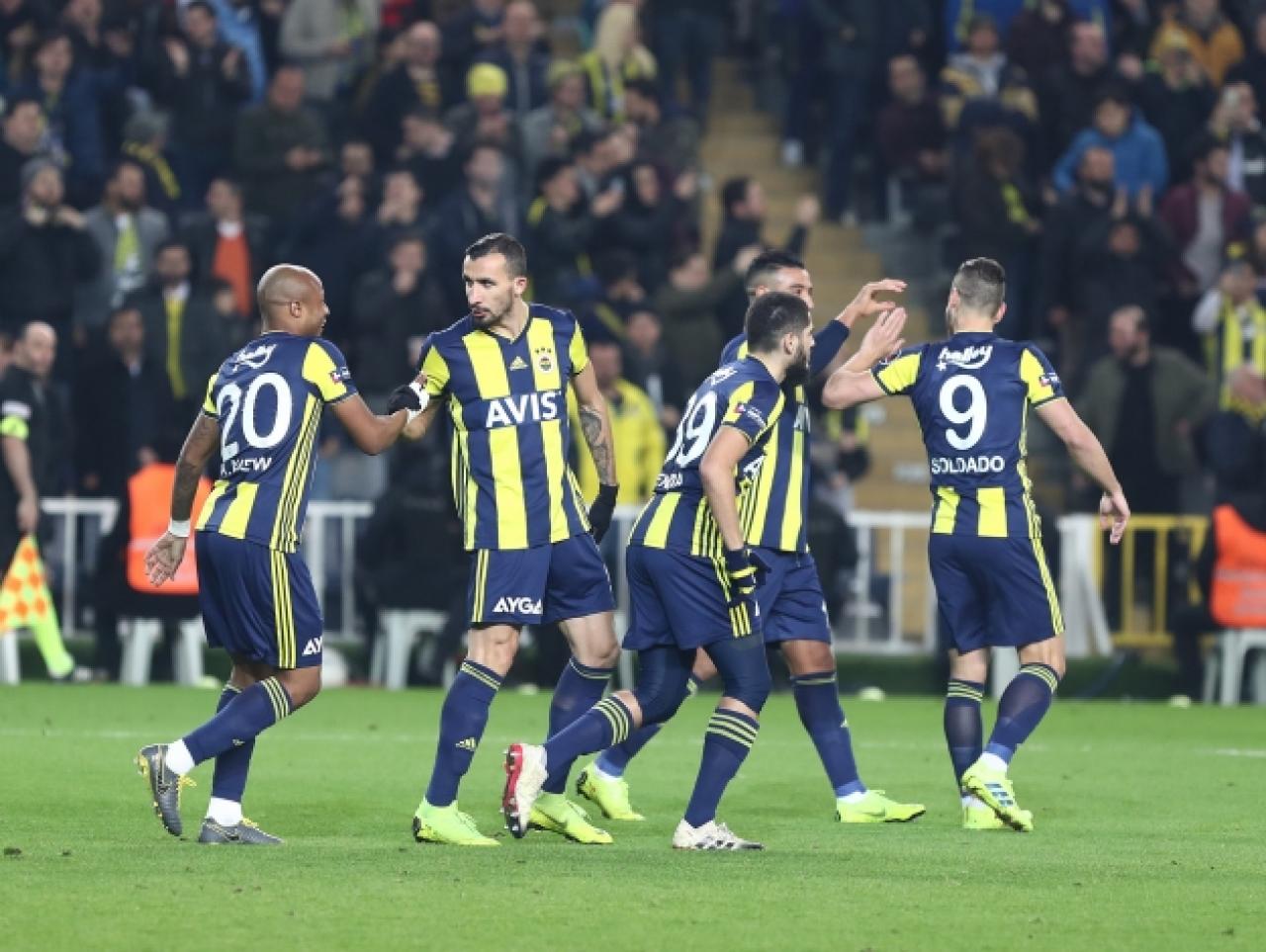 Yeni Fener geliyor