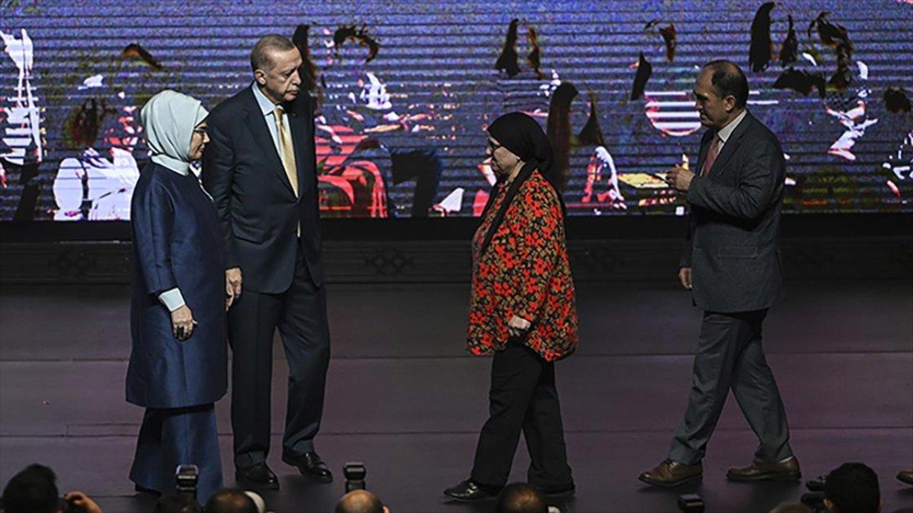 Erdoğan, "Aybüke; Öğretmen Oldum Ben!" filminin  galasına katıldı