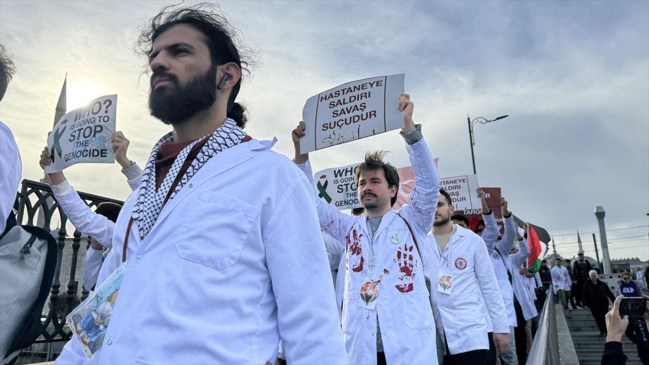 İstanbul'da Gazze için sessiz yürüyüş