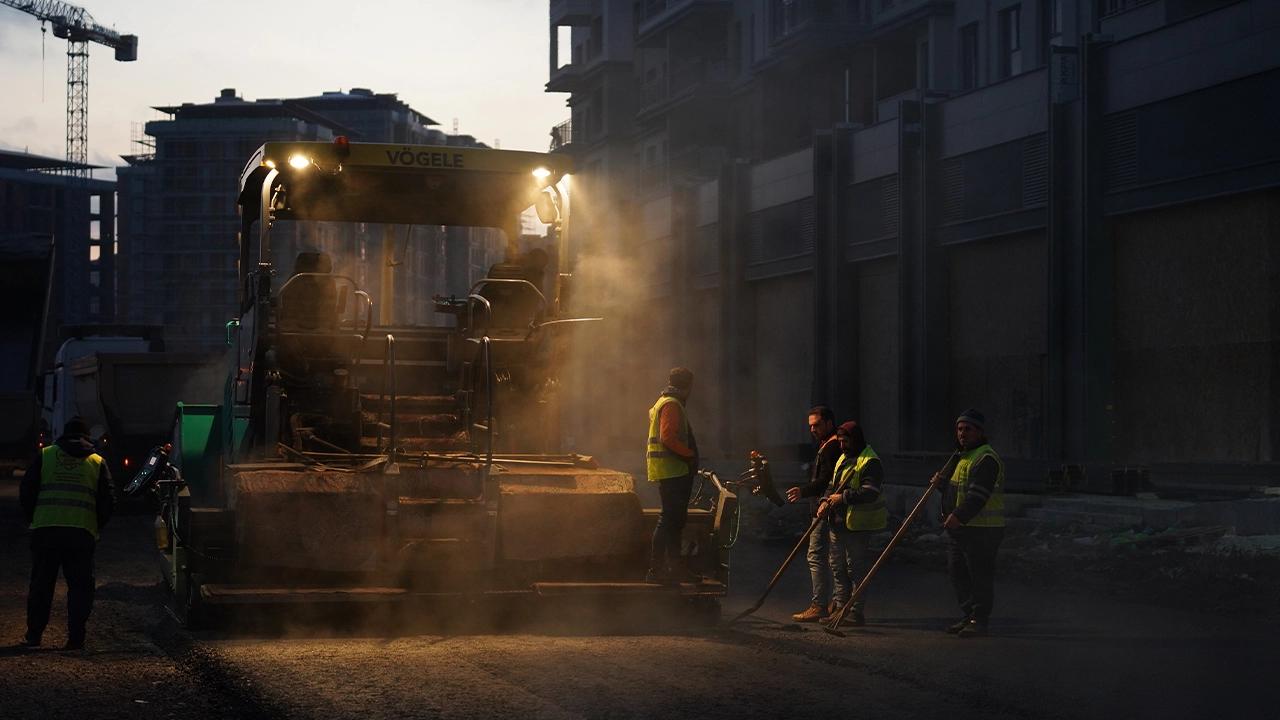 Beylikdüzü'nde 10 mahallede eş zamanlı yol çalışması