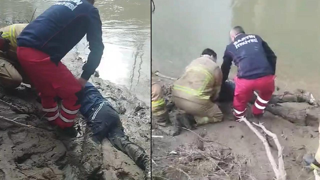 İntihar etmek için ırmağa giderken çamura saplanıp mahsur kaldı: Gözyaşlarına boğuldu