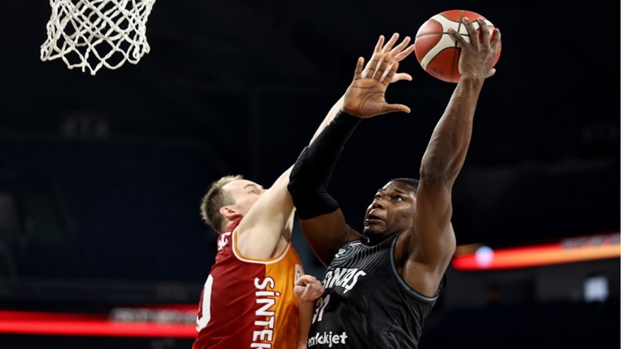 Basketbolda derbinin galibi Galatasaray