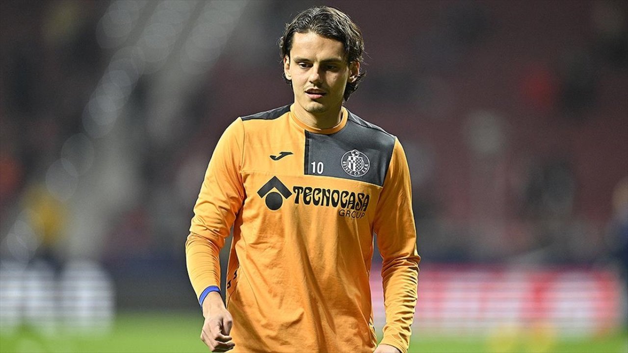 Enes Ünal aylar sonra sahalara döndü