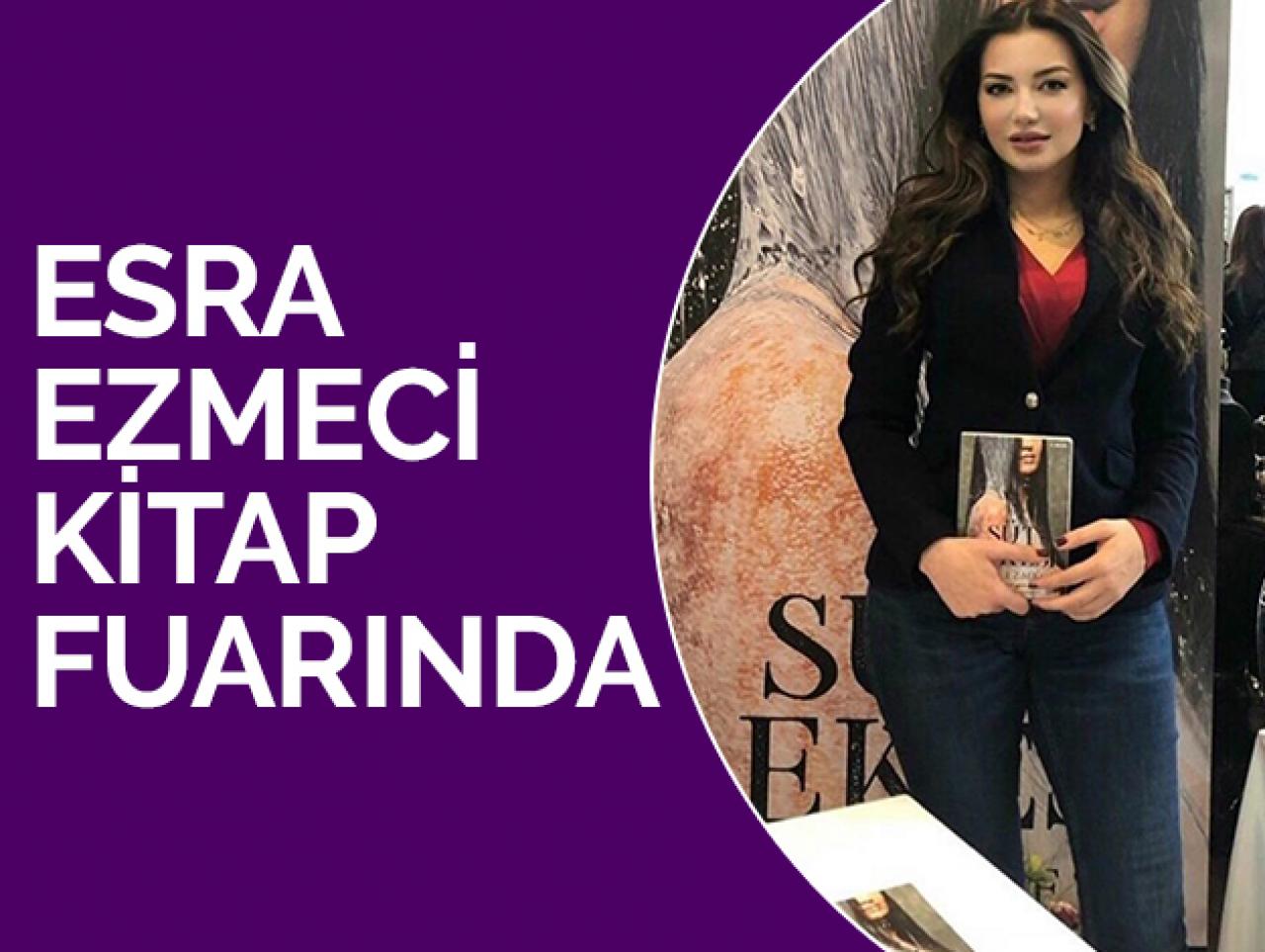 Esra Ezmeci Bursa TÜYAP Kitap Fuarı'nda