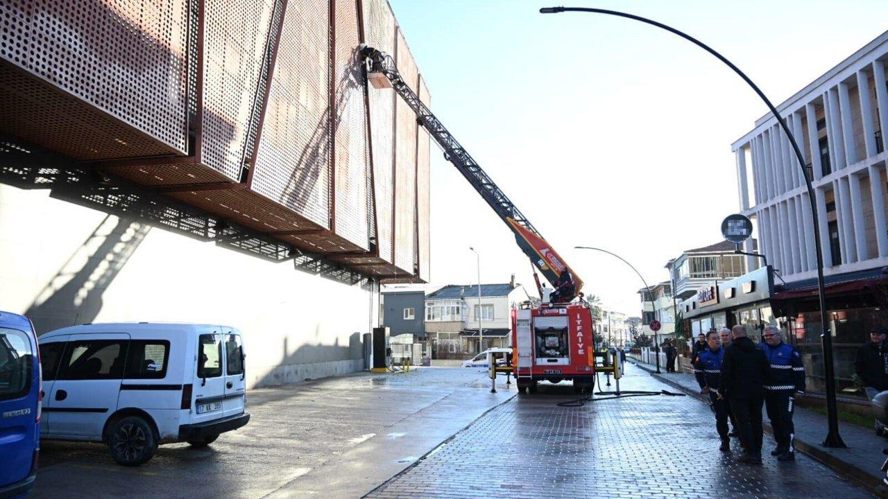 Çanakkale'de AVM'de korkutan yangın: Çevrede güvenlik önlemi alındı