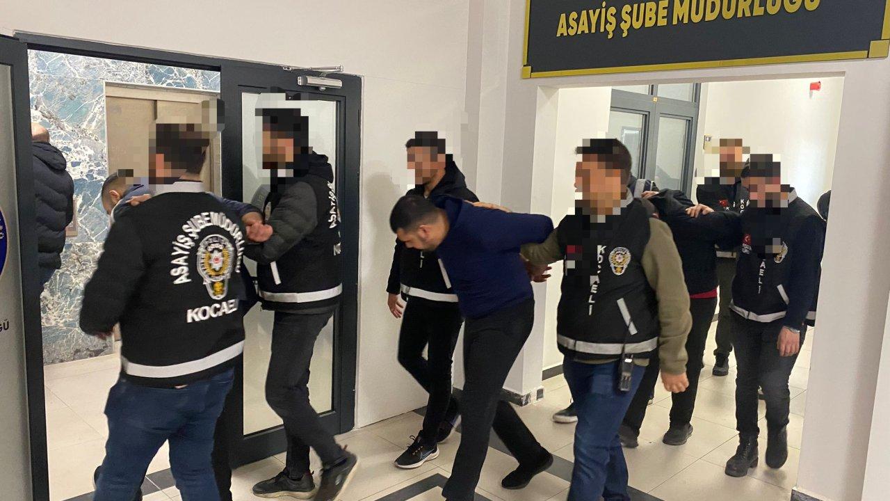 Polisin takibindeki hırsızlık çetesi suçüstü yakalandı