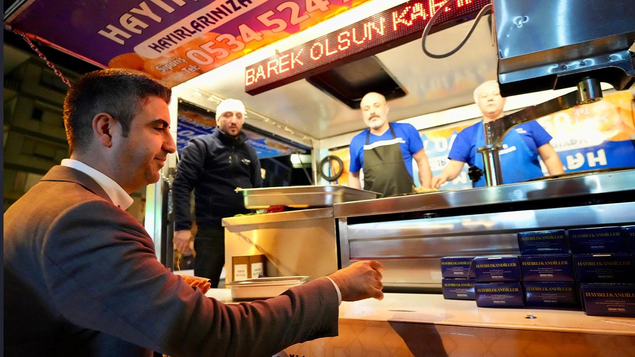 Belediyeden hayır lokması ve kandil simidi ikramı