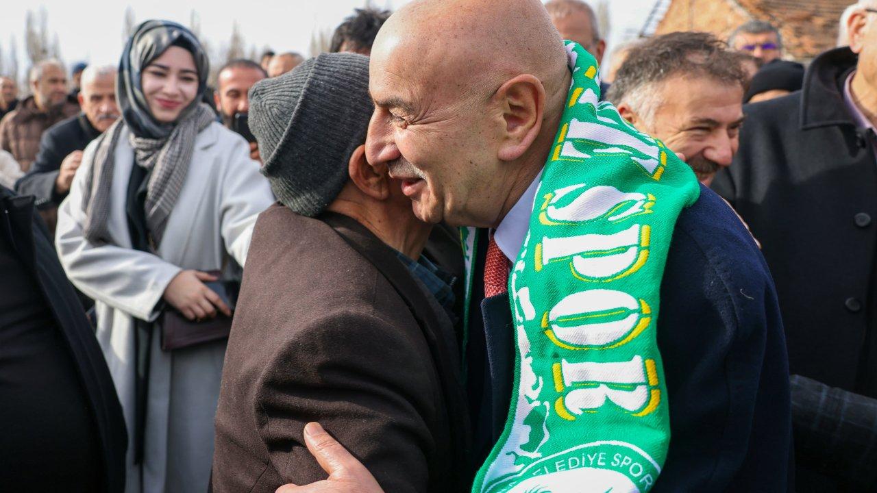 Turgut Altınok'a göre 'gerçek anketlerde' kendisi önde: 'Rehavete kapılmayacağız'