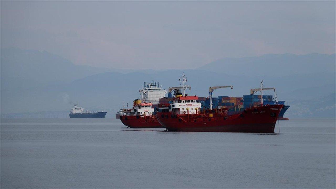 İzmit Körfezi'ndeki limanlara 9 bin 560 yük gemisi uğradı