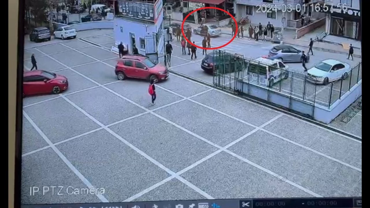 Ehliyetsiz sürücünün peşinden koşan polis yaralandı!