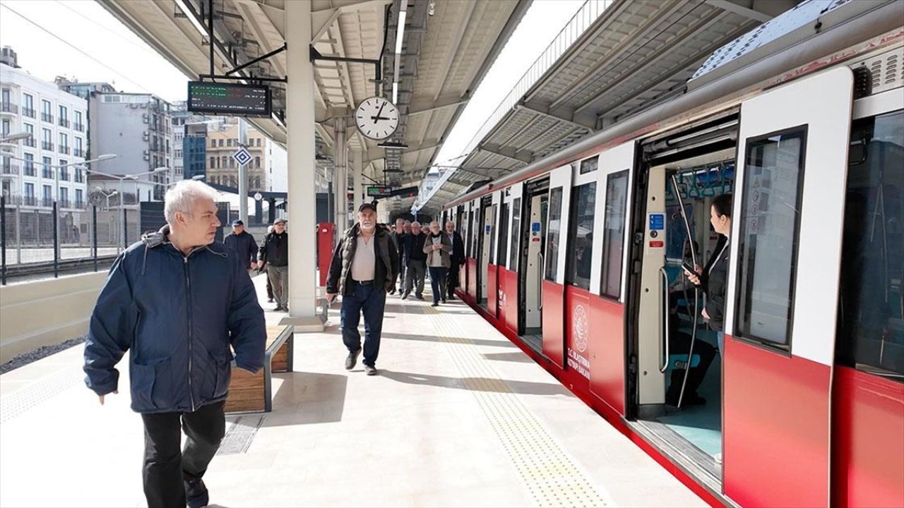 Sirkeci-Kazlıçeşme Raylı Sistem Hattı'nı bir haftada kaç kişi kullandı?