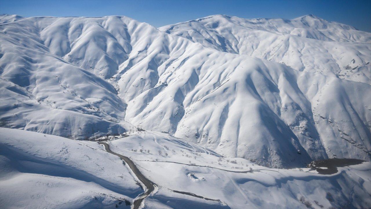 Meteorolojiden iki bölge için çığ uyarısı